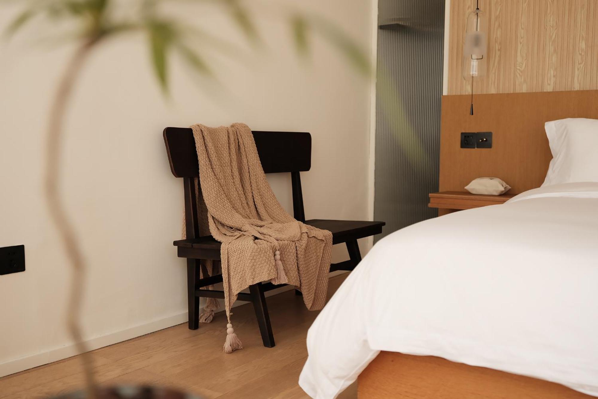 Guilin Bonjour Boutique Hotel- Free Pick Up Service Over 3 Nights Δωμάτιο φωτογραφία